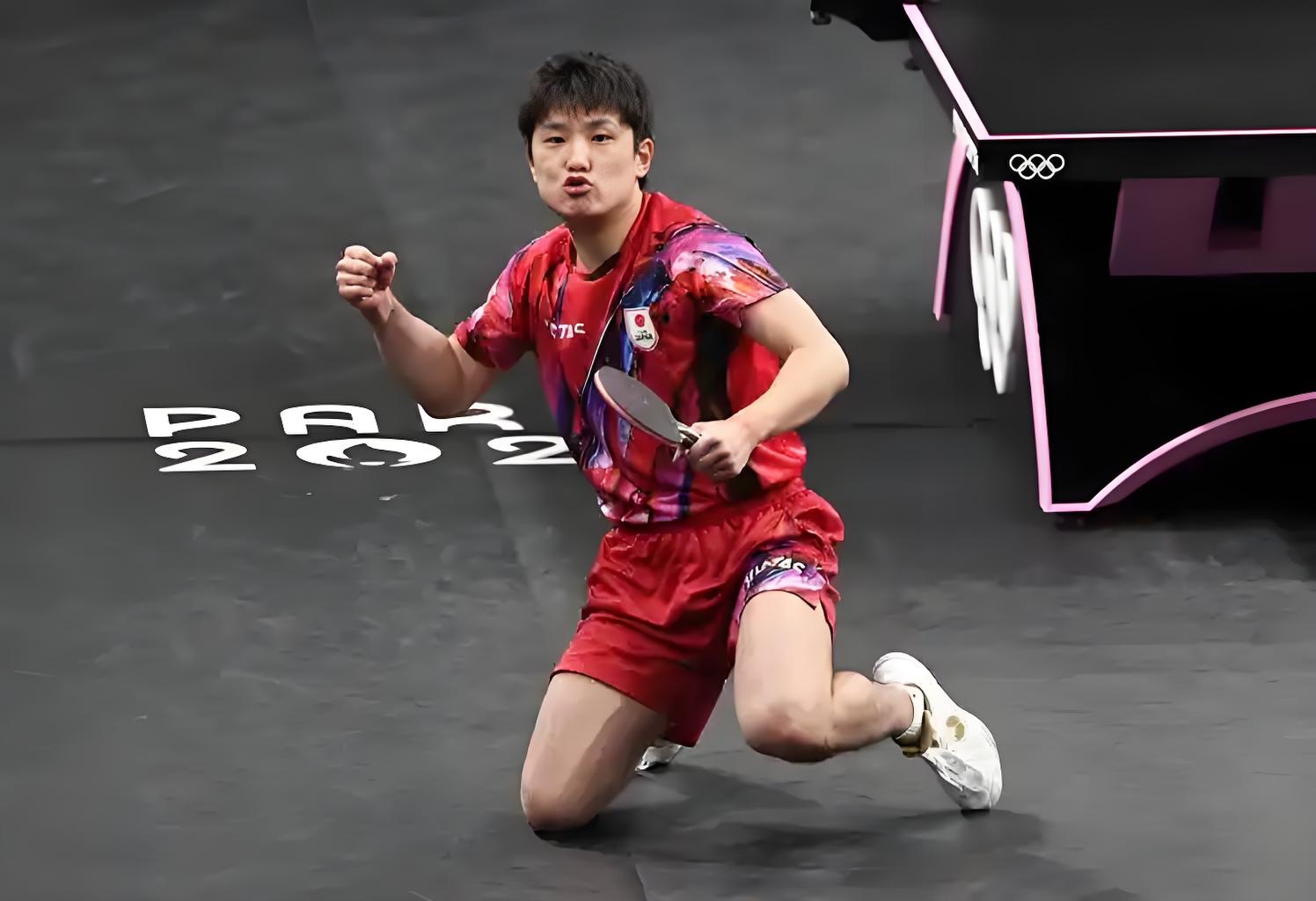 韩国乒乓球队绝地反击英国乒乓球队，张本智和爆发神勇