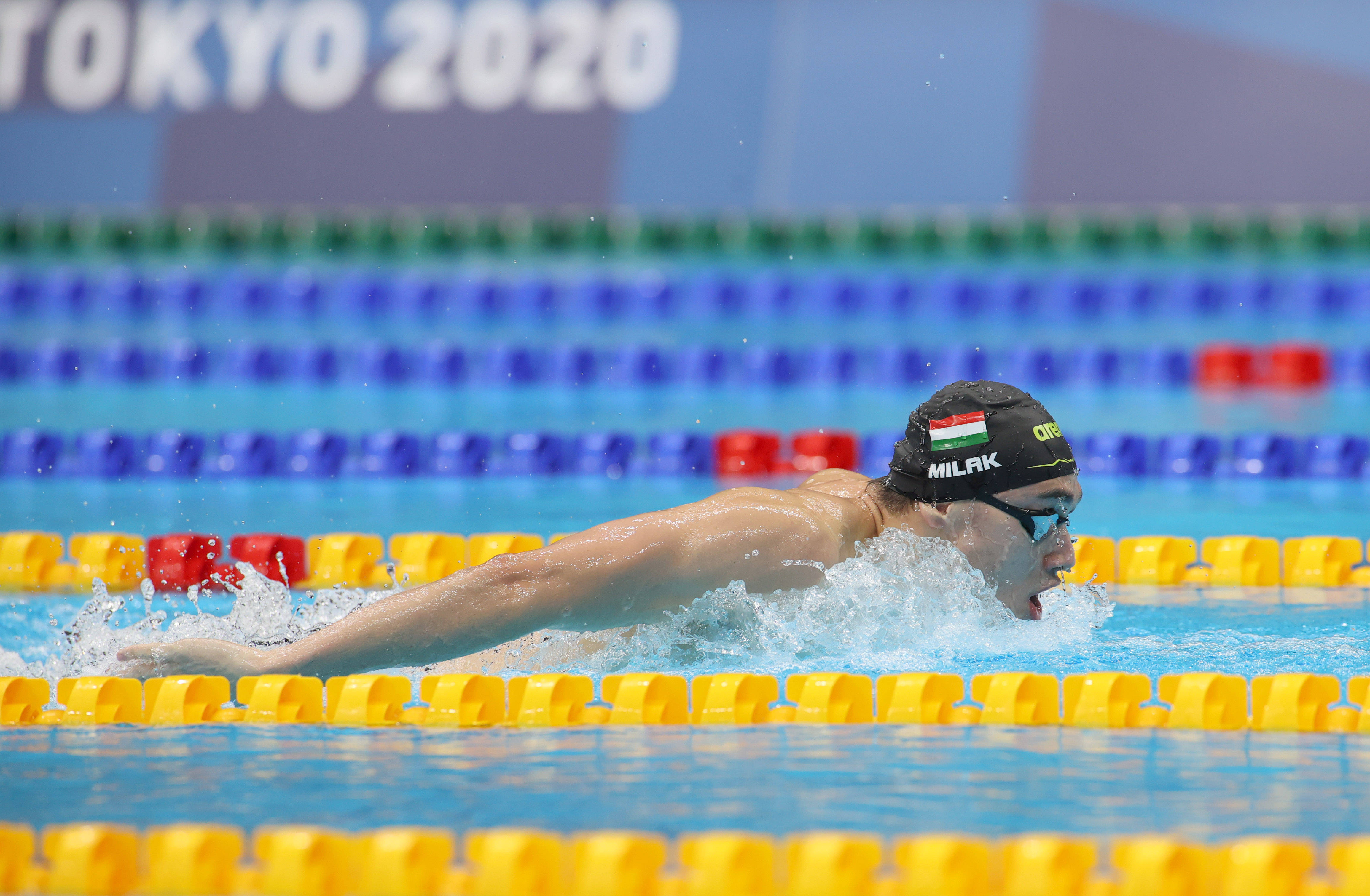 爱游戏入口-关于游泳球员突破自我，表现堪称完美的信息