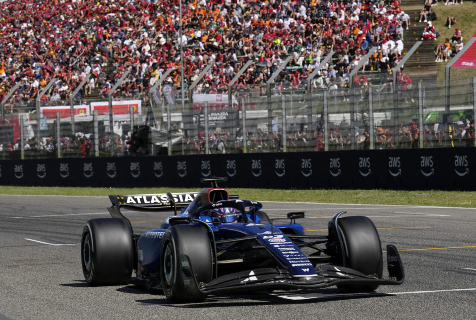 红牛二队力克迈凯伦，拉塞尔扛起全队