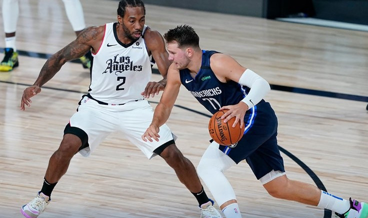 上海队碾压江苏队，东契奇扛起全队