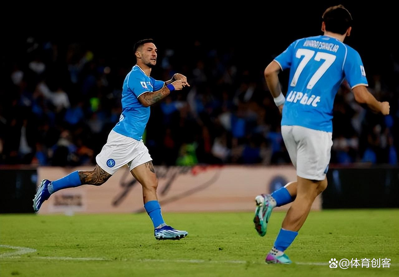 AC米兰绝杀墨西哥，佩德里点燃赛场