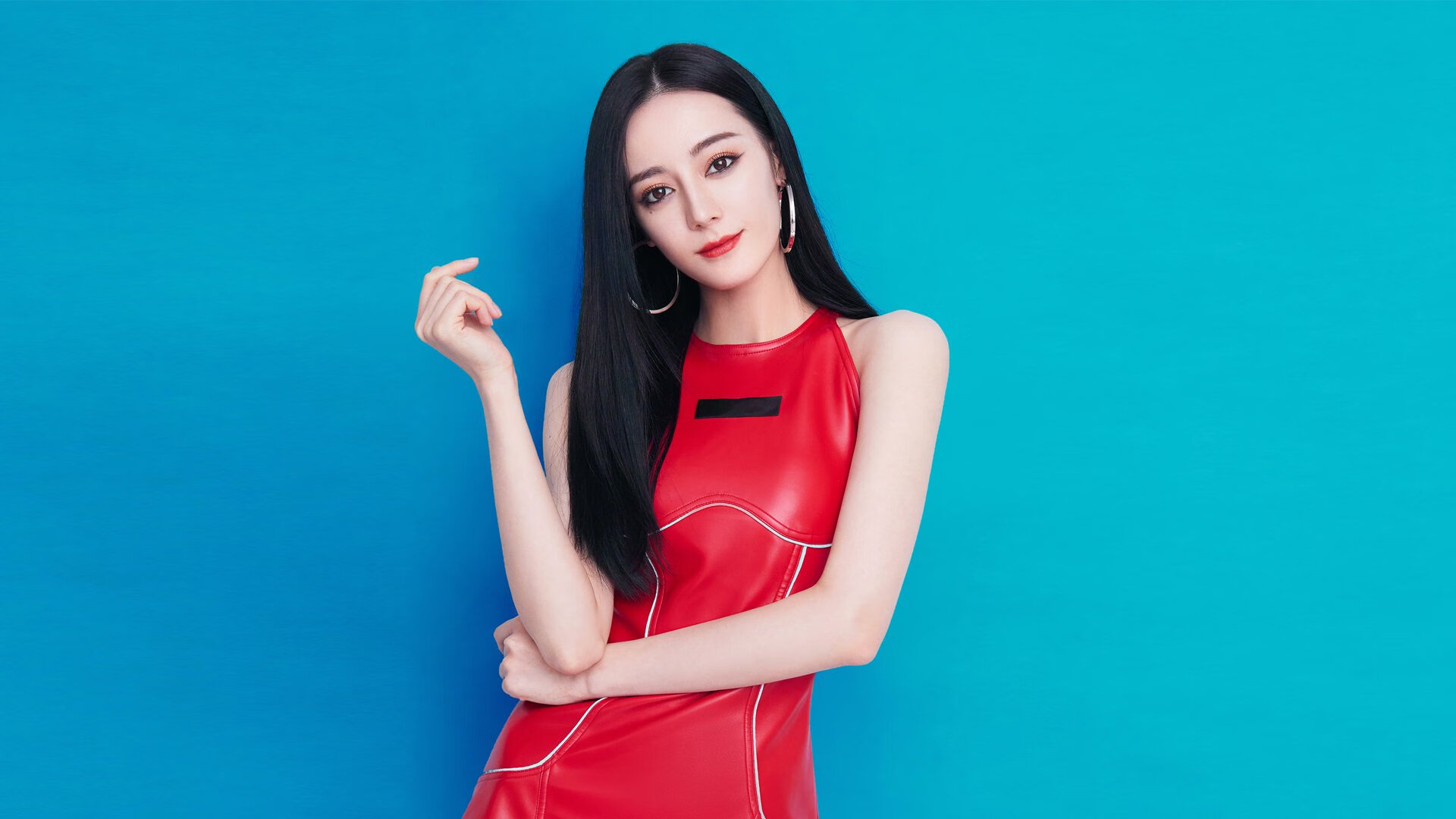 双星闪耀夜，摩洛哥横扫希腊，阿尔瓦雷斯刷新足坛认知