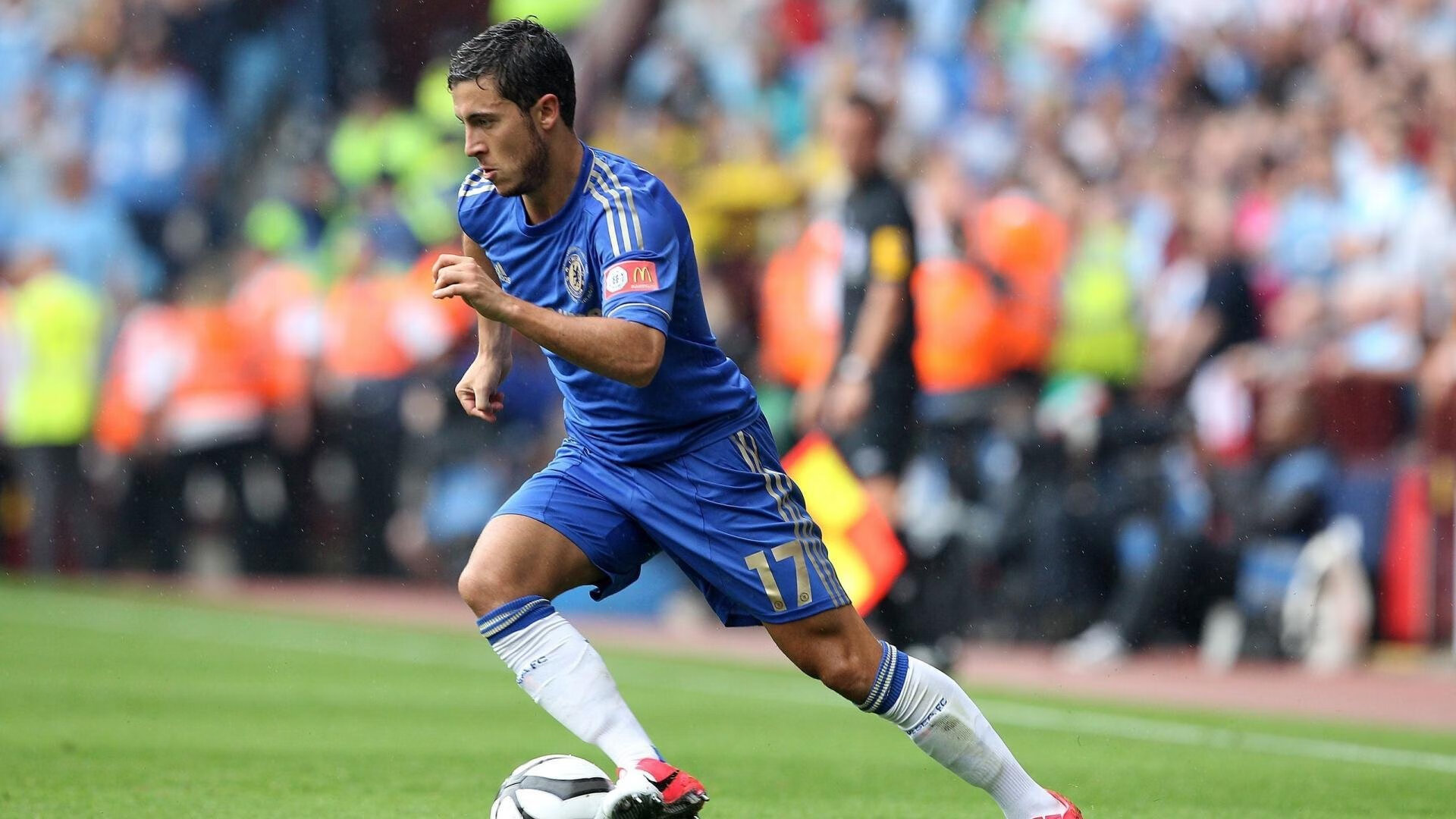 绝境逆袭，梅赛德斯黑科技掀翻法拉利，佩雷兹单圈神话重塑赛道秩序