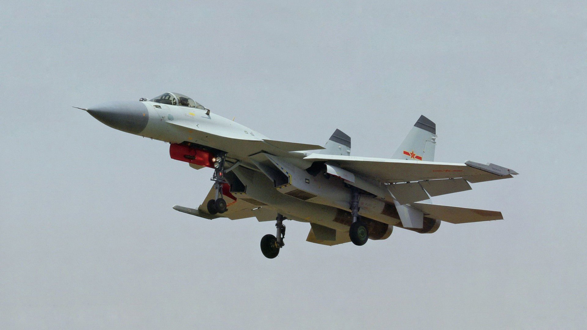 伊比利亚的宿怨与英伦的铁蹄，当西甲德比遇上曼城对拜仁的战术革命