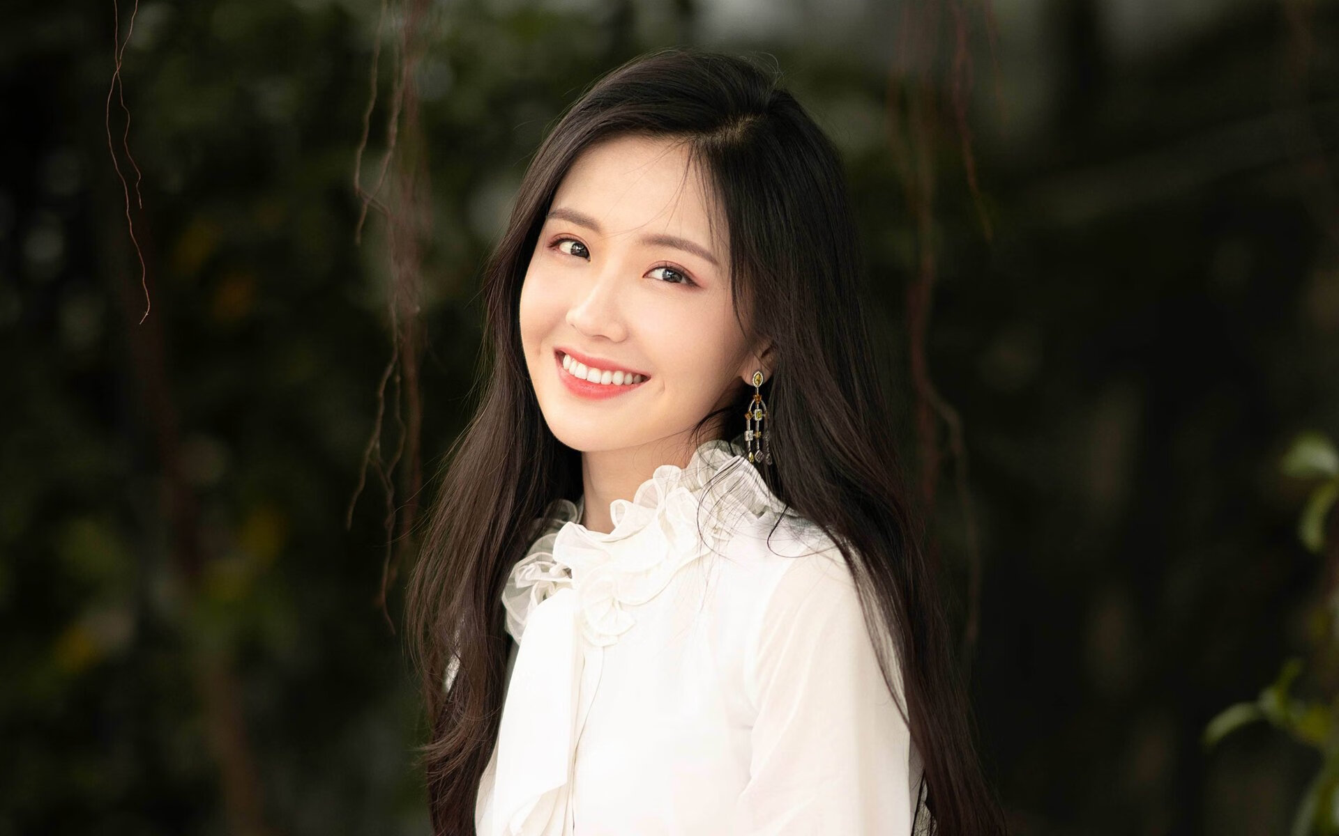 亚洲足坛欧冠级对决，沙漠绿鹰撕裂蓝武士铁壁