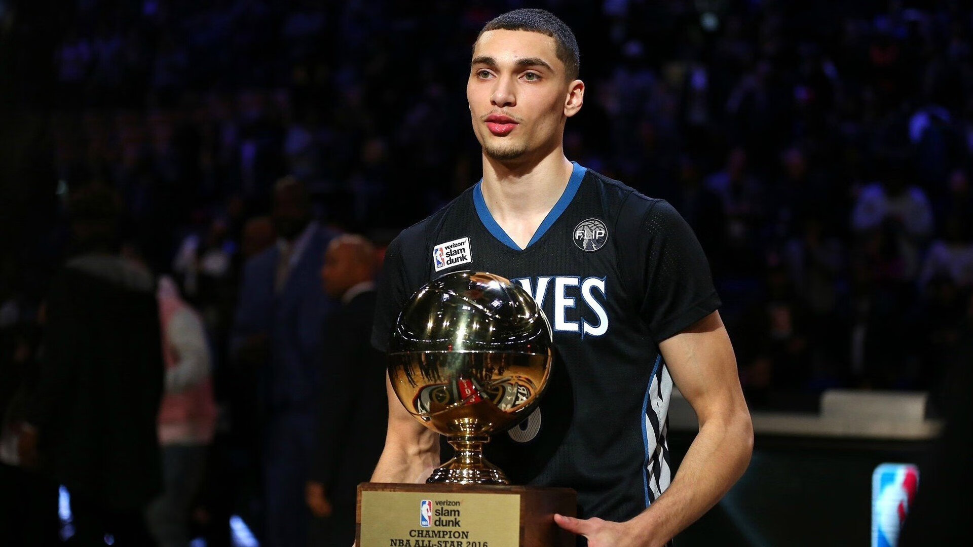 诸神黄昏时刻，凡人约基奇加冕